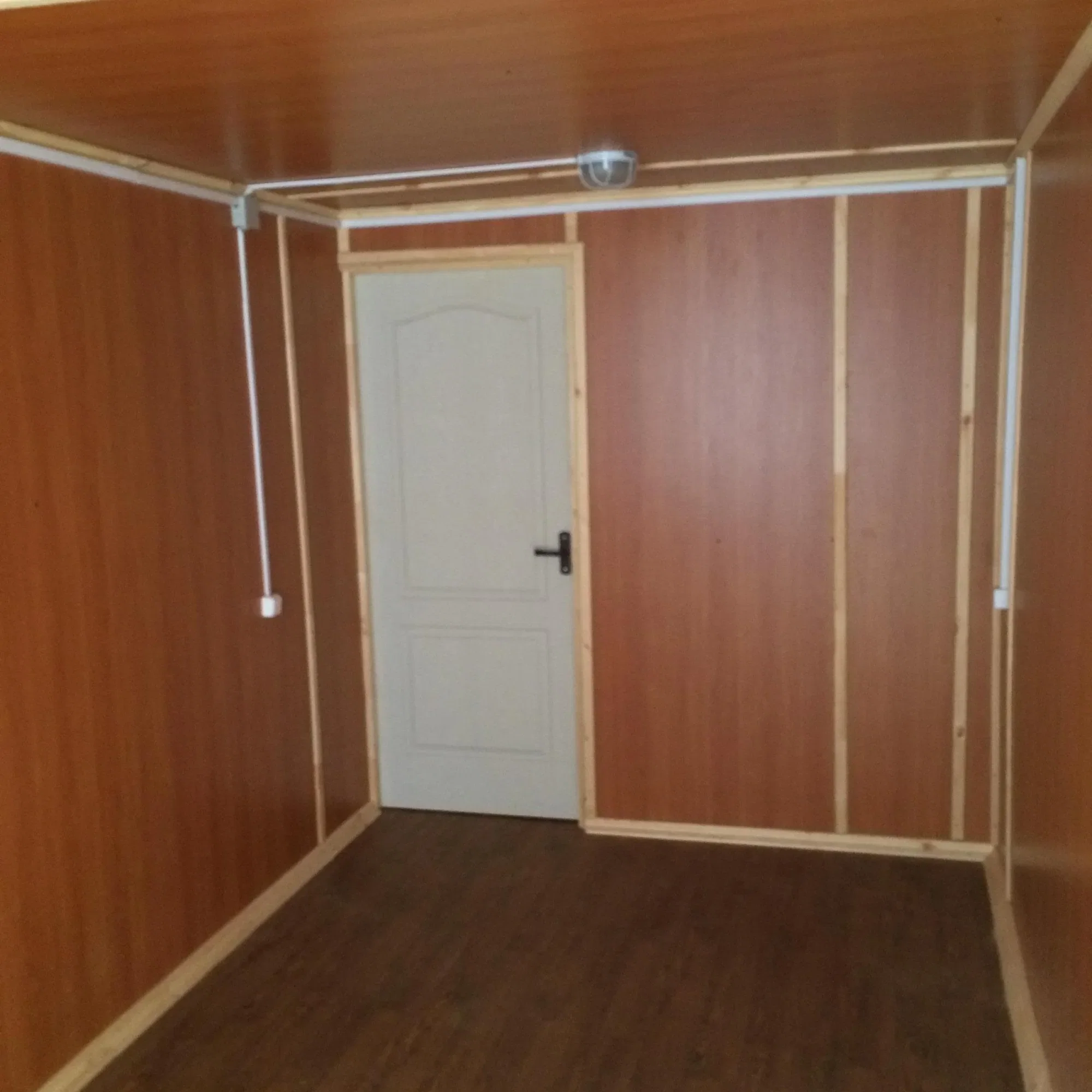 Купить бытовку 6×2.5 м б/у в Минске – утеплённая, с электрикой. 3